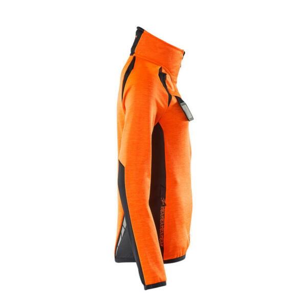 MASCOT-19453-316-hi-vis-orange-schwarzblau-model - Toolcon.works MASCOT Fleecejacke ACCELERATE SAFE 19453-316