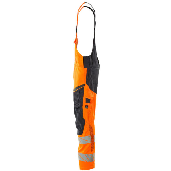 MASCOT-19569-236-hi-vis-orange-schwarzblau-side - Toolcon.works MASCOT Latzhose mit Knietaschen ACCELERATE SAFE 19569-236