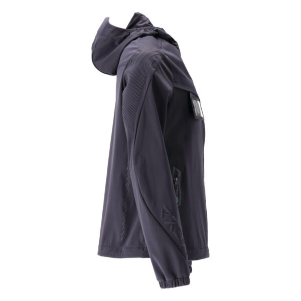 MASCOT-22111-615-schwarzblau-model - Toolcon.works MASCOT Jacke CUSTOMIZED 22111-615